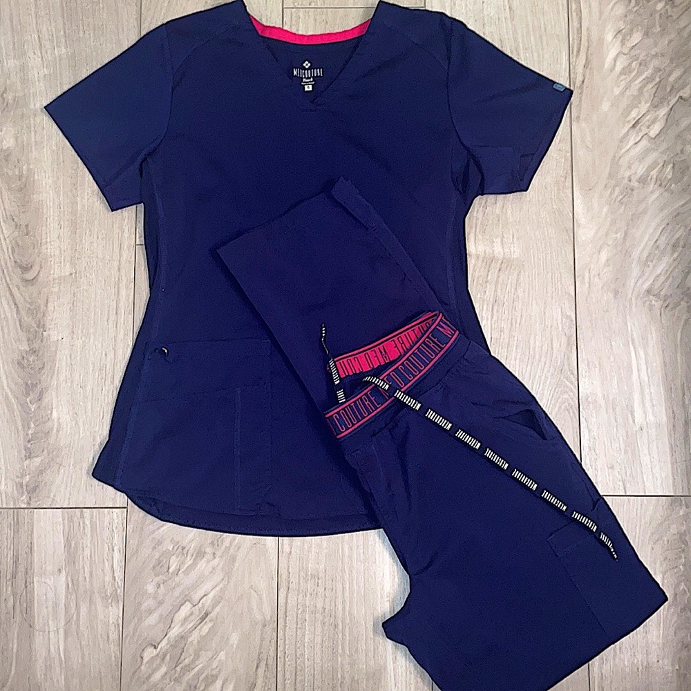Womens small navy blue Med Couture scrub set